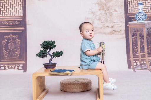 楚雄可爱的企鹅宝宝